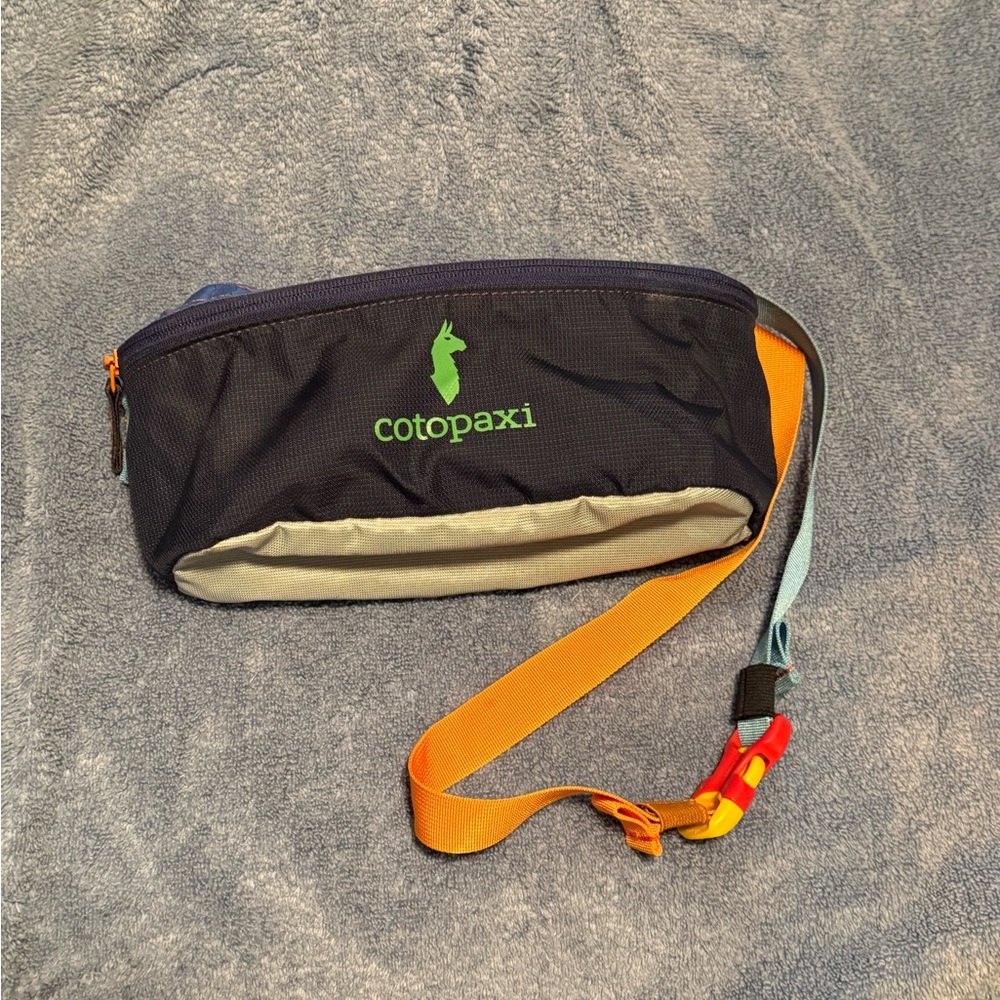 Cotopaxi belt bag